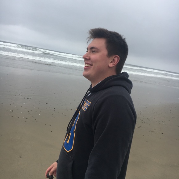 Meet your Posher, Kendrick - Picture 1 of 1